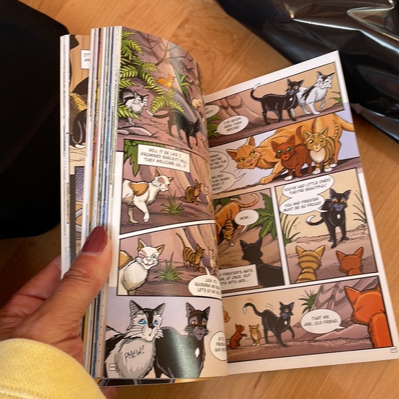 Warriors book-Ravenpaw’s Path-bundle and save on shipping - Picture 2 of 3